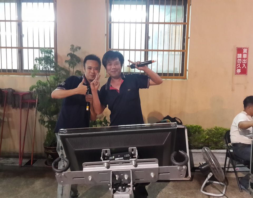 Mid-autumn barbecue party